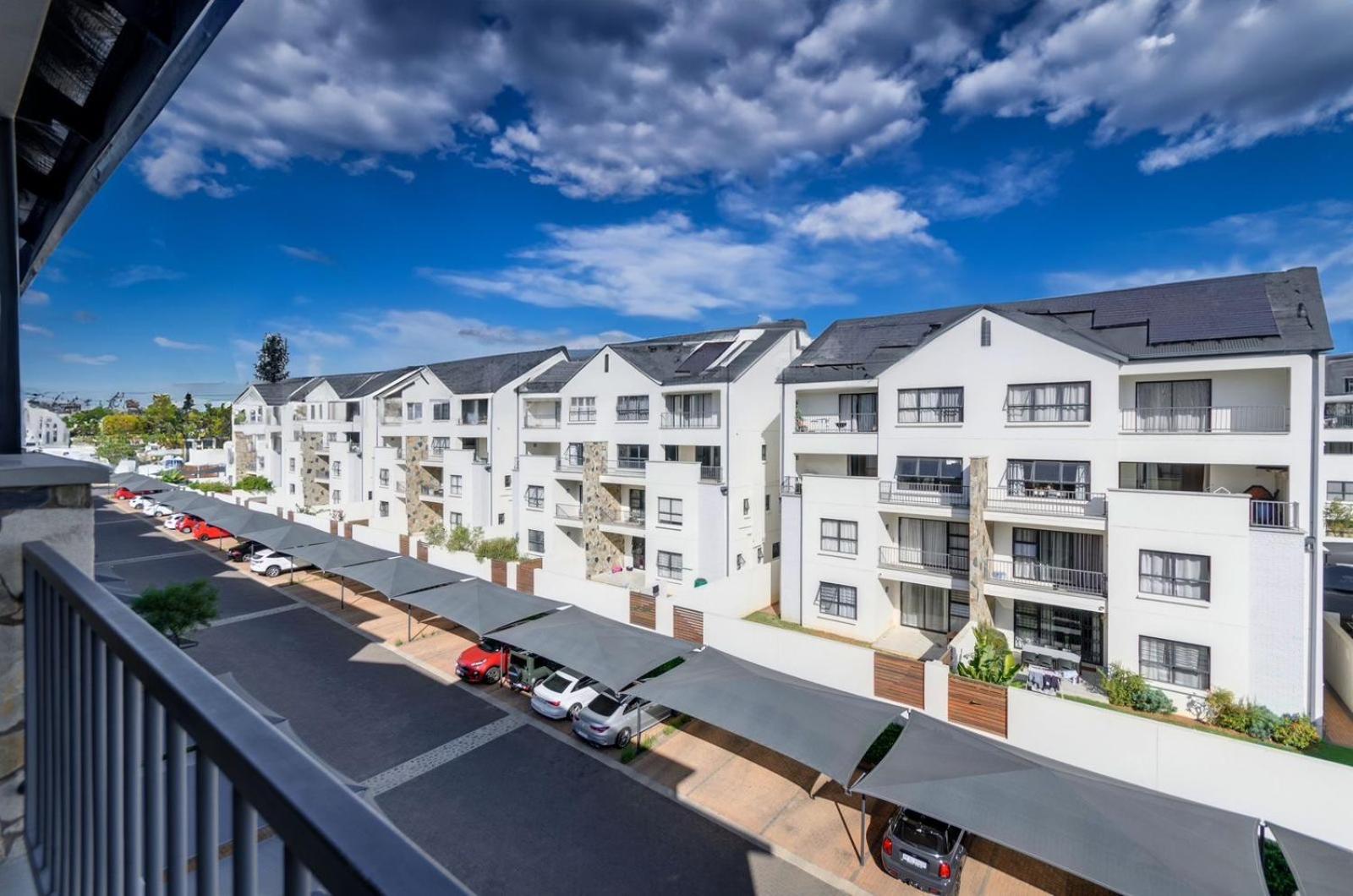 Luxury In Kyalami Apartment *